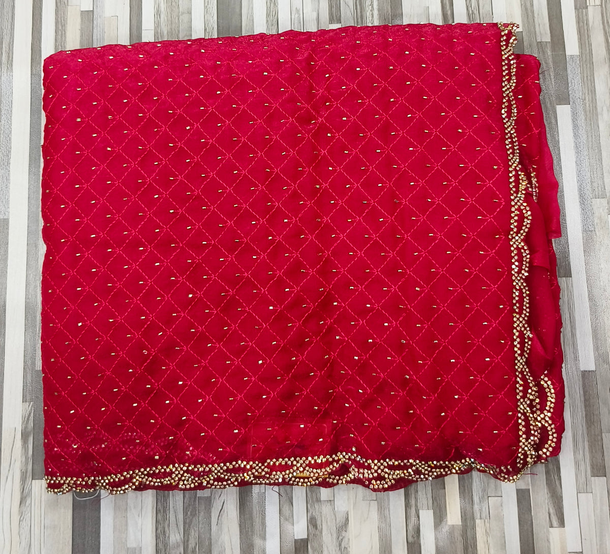 Designer Embroidered Saree Collection – Diamond Pattern with Zari Border