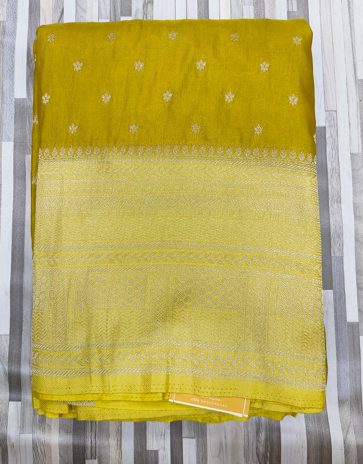 Elegant Woven Zari Butta Saree – Contrast Designer Border | Multiple Colors