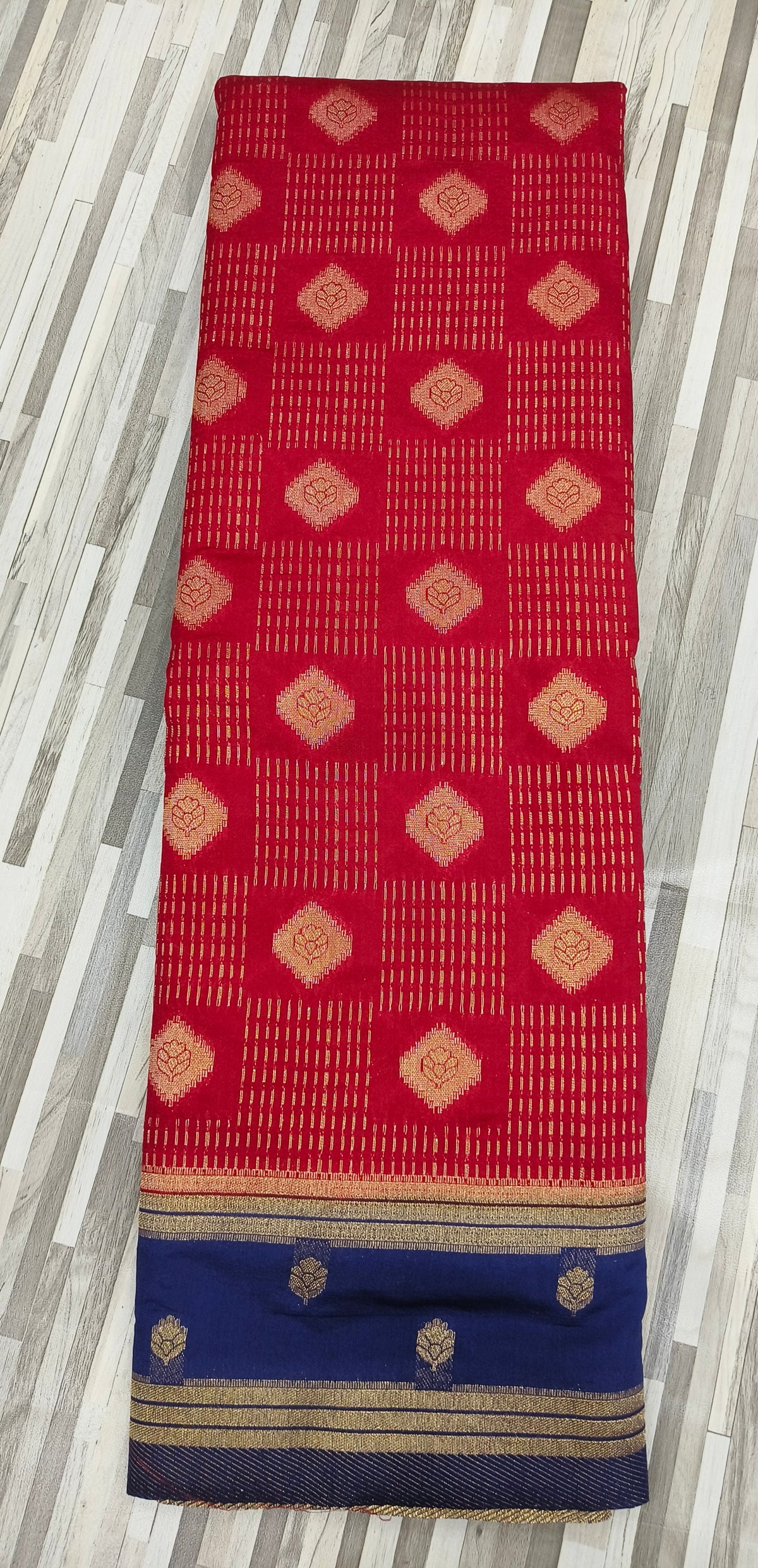 Traditional Geometric Butta Woven Saree – Contrast Border | Multiple Colors