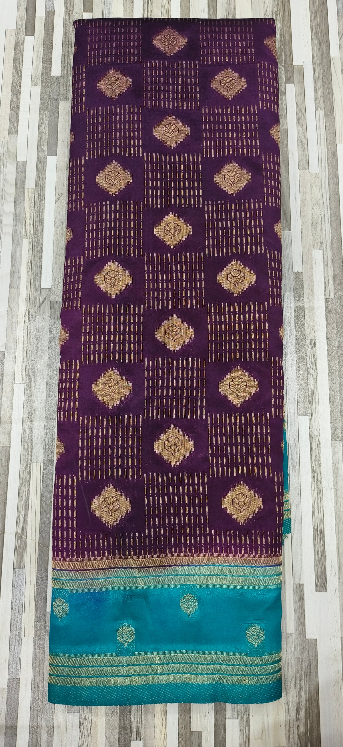 Traditional Geometric Butta Woven Saree – Contrast Border | Multiple Colors
