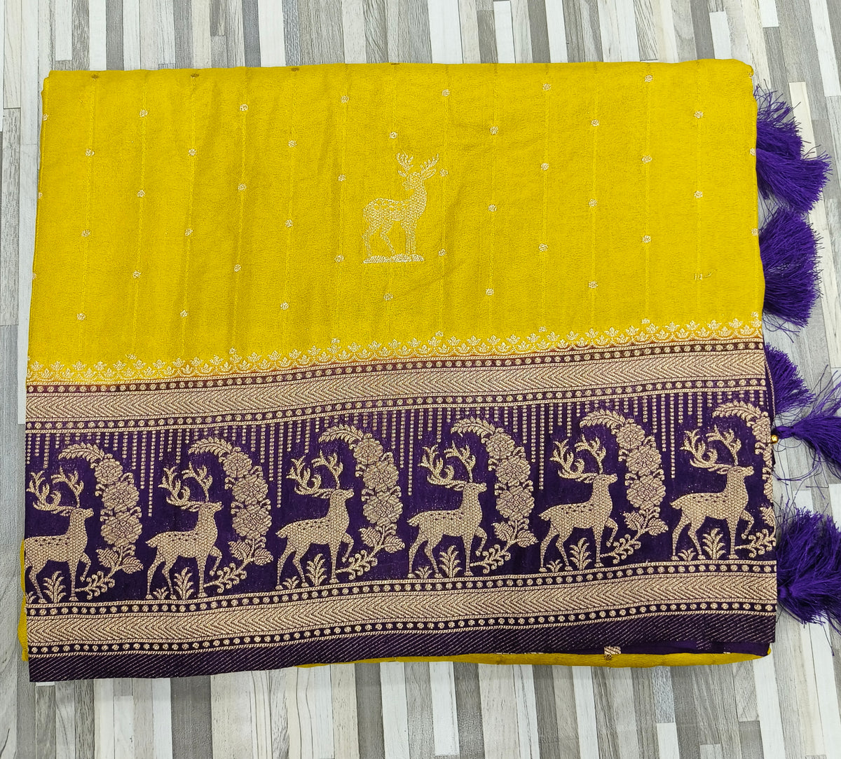 Traditional Deer Motif Woven Saree – Rich Designer Border | Multiple Colors