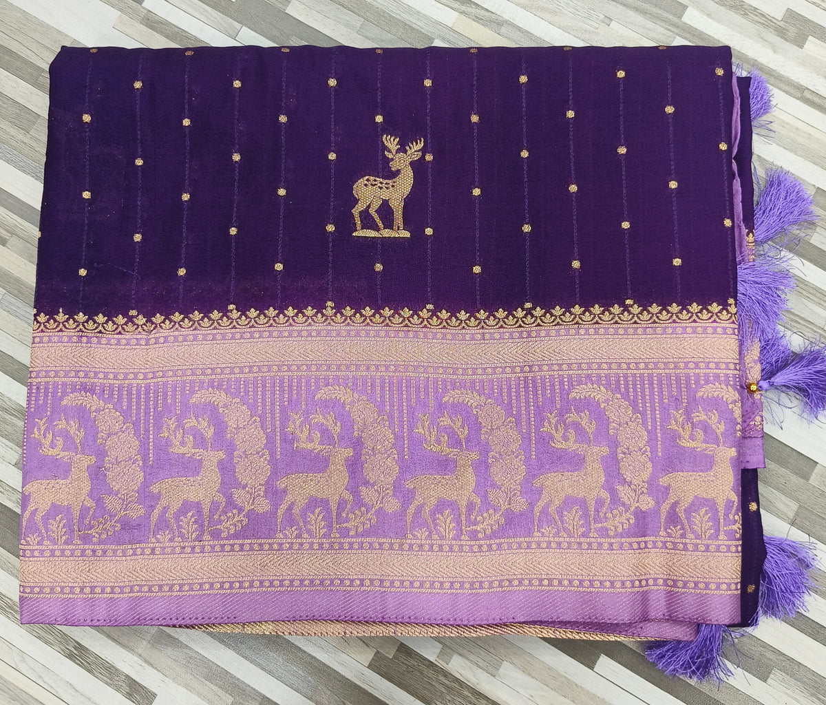 Traditional Deer Motif Woven Saree – Rich Designer Border | Multiple Colors