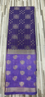 Traditional Check Woven Saree with Floral Butta & Contrast Pallu