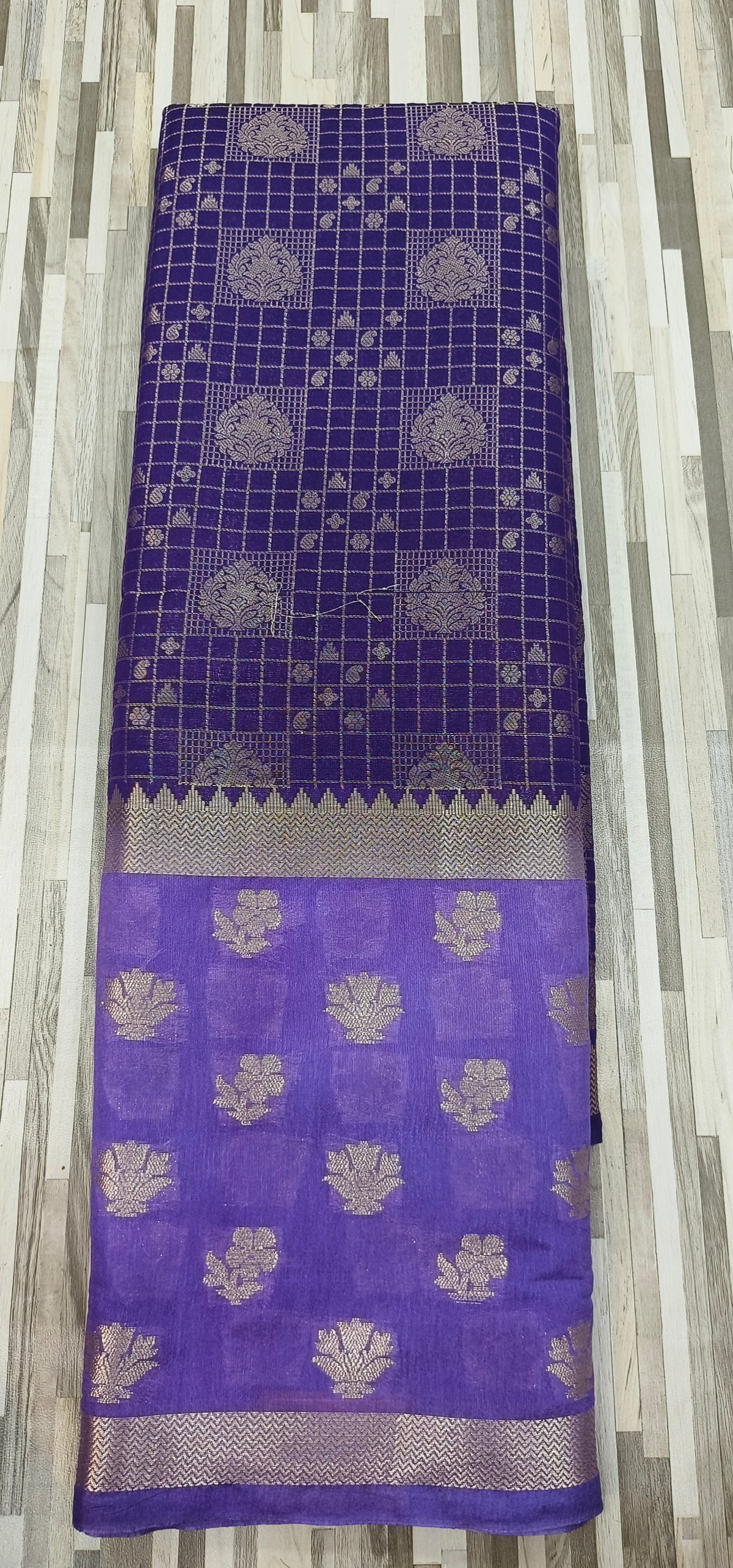 Traditional Check Woven Saree with Floral Butta & Contrast Pallu