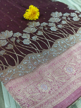 Elegant Floral Jacquard Saree with Rich Decorative Border