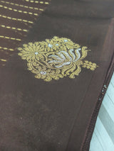 : Elegant Gold Butta Saree with Striped Design