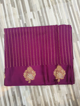 : Elegant Gold Butta Saree with Striped Design