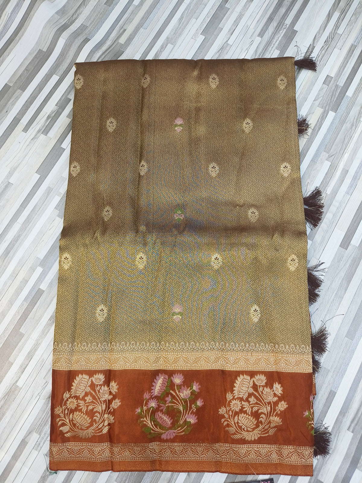 Traditional Floral Border Saree Collection