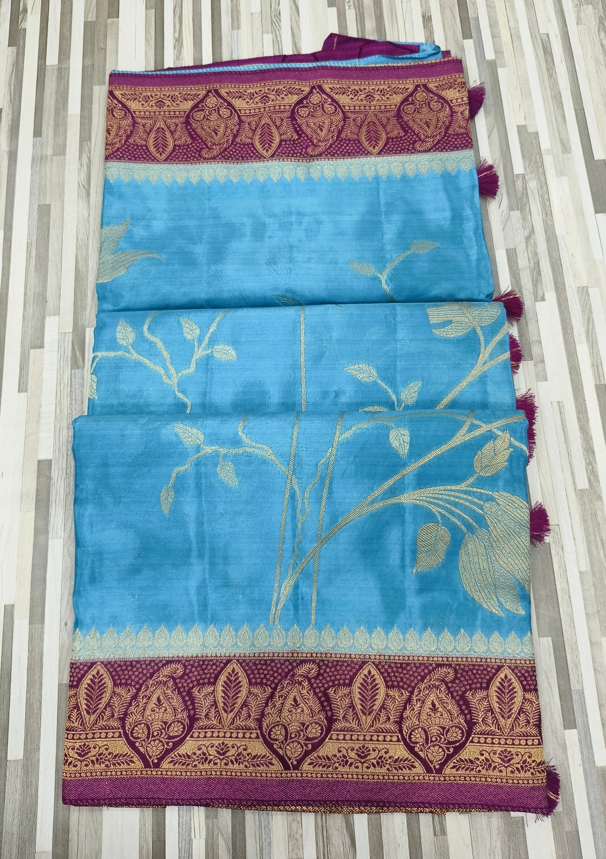 Floral Embroidery Saree with Rich Zari Border