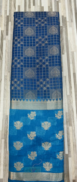 Traditional Check Woven Saree with Floral Butta & Contrast Pallu
