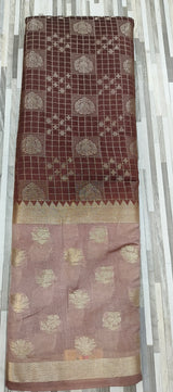 Traditional Check Woven Saree with Floral Butta & Contrast Pallu